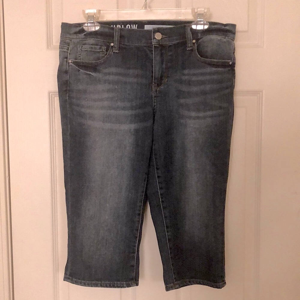 DKNY Jean Denim Capri Pants